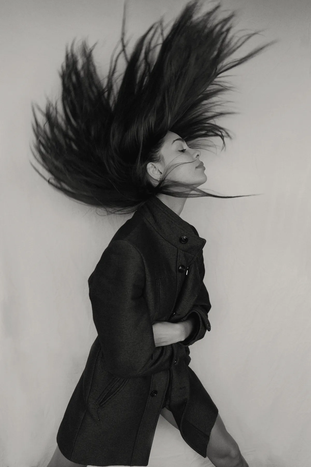 Capelli scuri in movimento